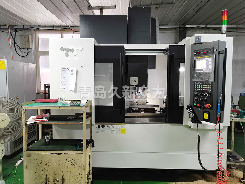 1661159988929729.jpg 加工中心2台1.jpg